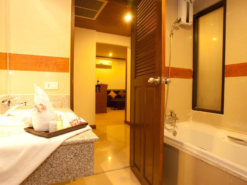 Hansa Venetian Hotel Hat Yai Zimmer foto